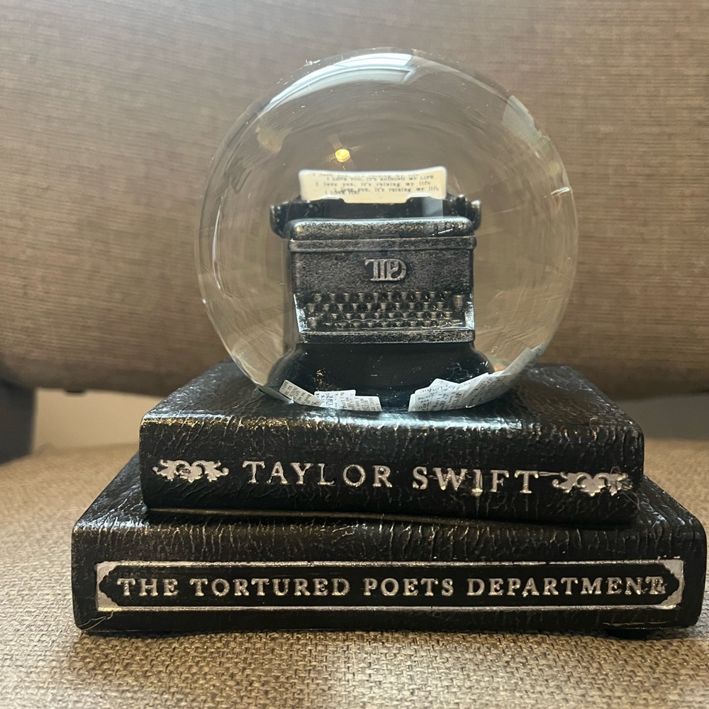 Taylor Swift Black Typewriter Snow Globe
